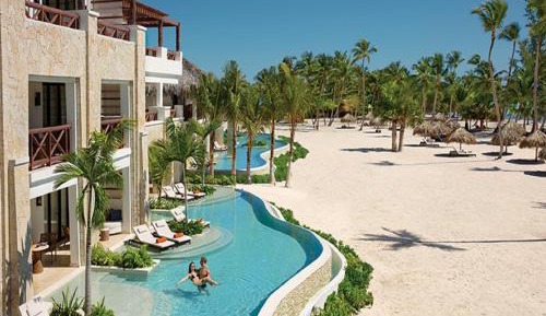 Preferred Club Master Suite Swim Out Ocean Front