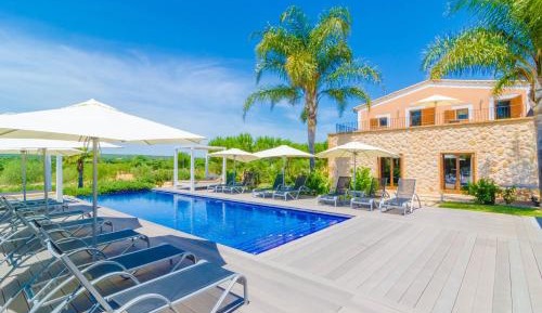 Seven-Bedroom Villa