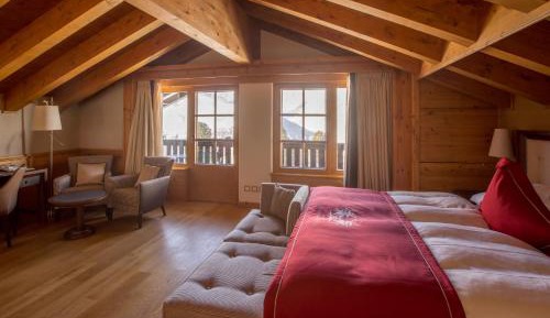 Junior Suite with Mountain View