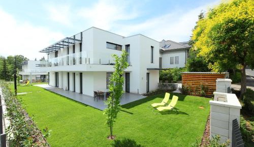 Three-Bedroom Townhouse