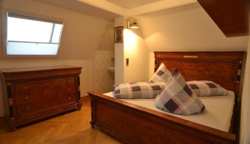 Three-Bedroom Apartment (2-6 Adults)