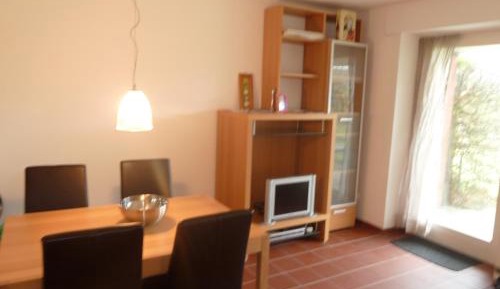 Apartment with Garden View
