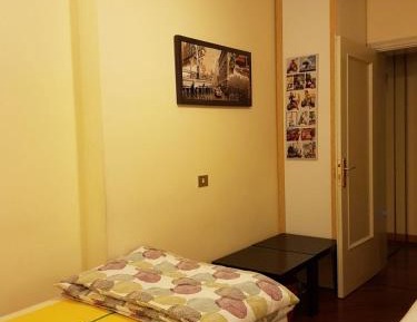Basic Single Room with Shared Bathroom