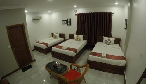 Deluxe Triple Room