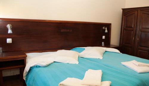 Economy Twin Room