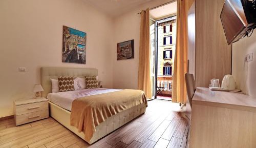 Deluxe Double Room with Balcony