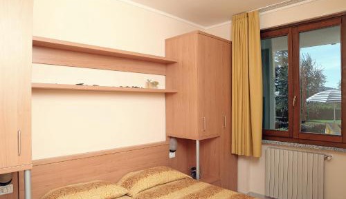 Two-Bedroom Apartment (5 Adults)
