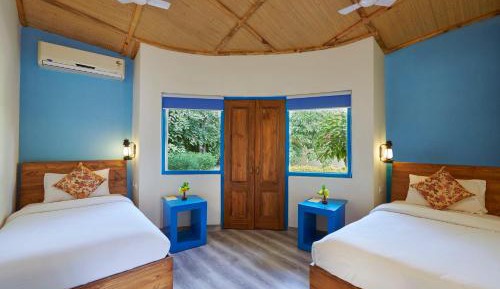 ACORN FAMILY SUITE
