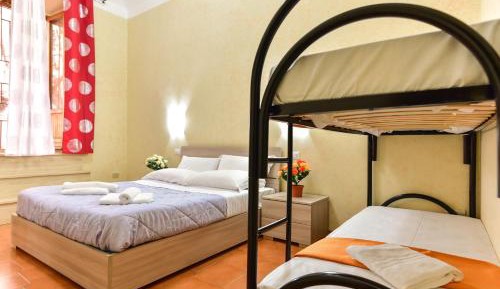 Quadruple Room with Private Bathroom