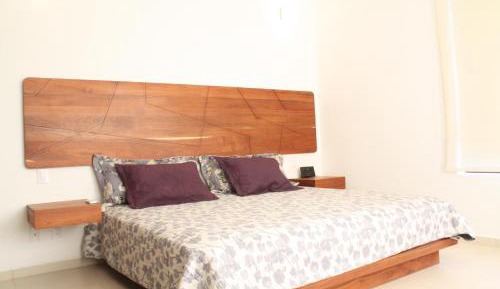 Deluxe Two-Bedroom Apartment