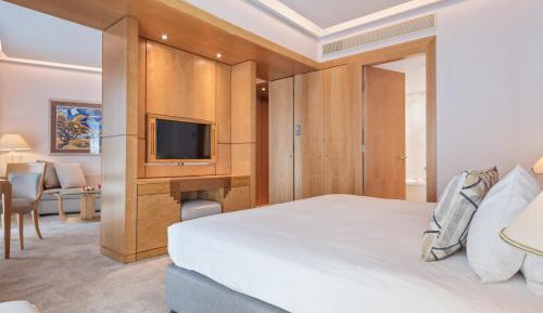 Executive Junior Suite