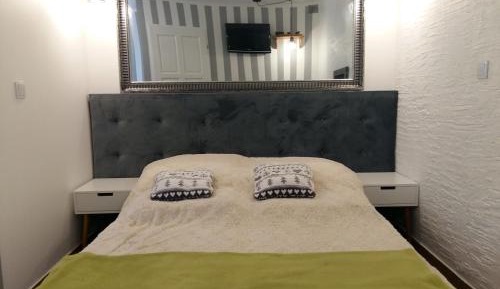 Three-Bedroom Holiday House
