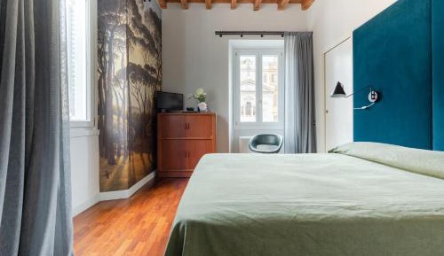 Deluxe Queen Room