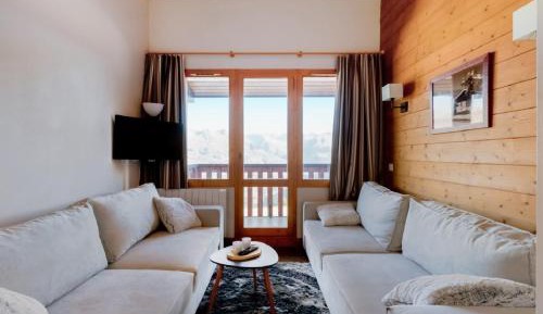 Prestige One-Bedroom Apartment (5 People)