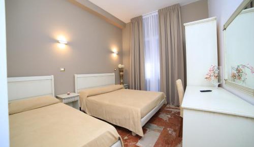 Superior Triple Room with Sea View