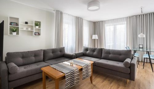 Deluxe Apartment