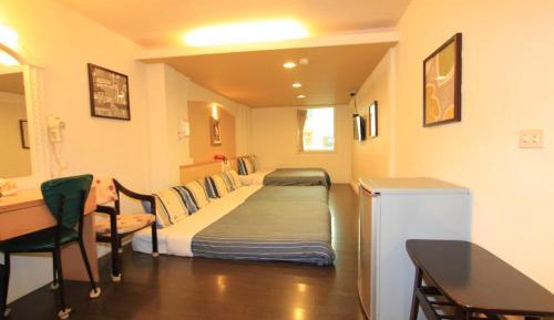 Deluxe Family Room