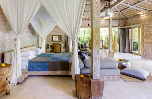 Penestanan Hotel | Indoor-Outdoor Living in a Unique and Relaxing Villa