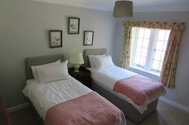 Woodend Bed & Breakfast | Balvraid Lodge Bed and Breakfast - Twin room