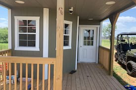 Hargill Cabin | Cabin on 4 acre ranch and access to pool