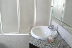 Appiano Gentile House | L'impossibile Guesthouse