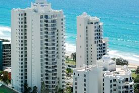 Surfers Paradise Apartment | Moroccan Resort Ocean View APR high floor