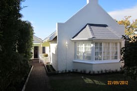 Eastcliff Cabin | The Nook -cosy and comfortable