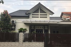 Ungaran Barat House | Homestay omah tentrem 27 ungaran