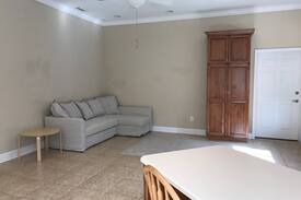 Gainesville House | Entire guest apartment in serene, wooded setting