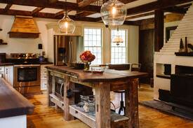 Plympton House | The Black Walnut House