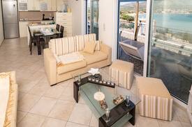 Papadhianika Apartment | SeaView flat few meters from the Beach