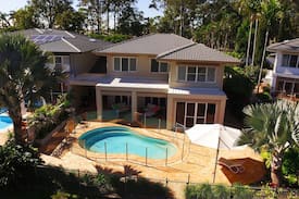 Sanctuary Cove House | GCHH - Summerhaze @ The Cove