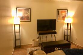 Lancaster House | Relax in a Stylish and Affordable Space!