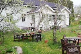 Pargas Bed & Breakfast | Houtskär-BB cottage in traditional arkipelag home