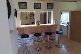 Zarasai House | Zarasai: Sodyba "Po ąžuolu" su vaizdu į ežerą