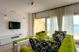 Tivat Apartment | Sunny apartment with perfect view near beach