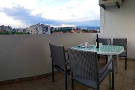 Podgorica Bed & Breakfast | ✔Room for two, Explorer Hostel✔