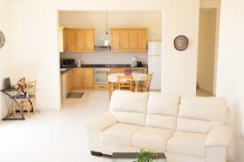 Il-Mensija Apartment | COMFTABle ROOM, TERRACE, 2 SINGLE BEDS OR 1 DOUBLE