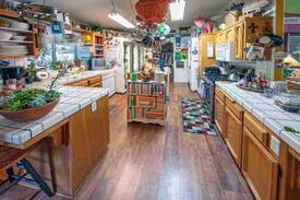 Oakhurst House | Traveler’s Room at Leaping Lizards Creek House