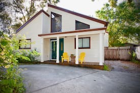 Safety Harbor House | Charming Safety Harbor Lazy Lizard Villa with Pool