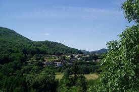 Foix Bed & Breakfast | Surya Pyrenees B&B Foix - Yoga/Pool/Views/Gdn Rm 3