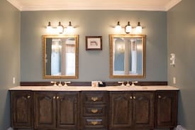 Deer Lake House | Humberview Bed & Breakfast Grand Suite