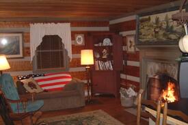 Cass Cabin | Blake House - Romantic Cabin Getaway near Cass RR