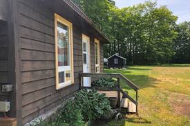 Wasaga Beach House | Cute Cottage for Fun and Relaxation