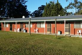 Minimbah Cabin | Minimbah Fishing Lodge - Two Cabins