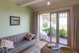 Peka Peka Bed & Breakfast | Living Ground: A place to rest and regenerate.