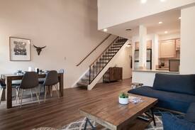 Carnelian Woods House | NorthCamp: Updated getaway 2 blocks from Lake!