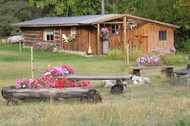 Big Creek Cabin | Rainbows End Ranch Hunter Cabin