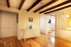 Newport House | Peleg Barker House. Spacious & newly renovated.