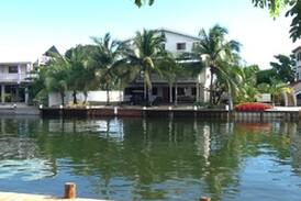 Placencia House | Decked Out House 2nd floor Suite